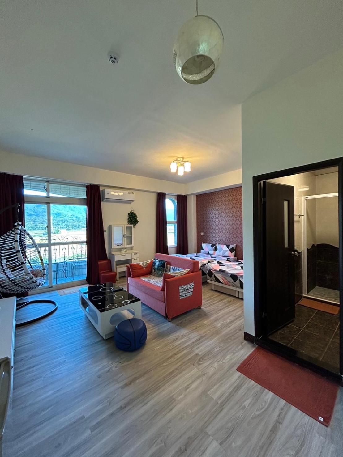 Holiday Homestay Чишанг Екстериор снимка